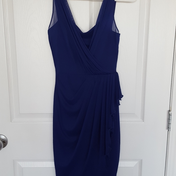 Le chateau dress - Picture 2 of 7